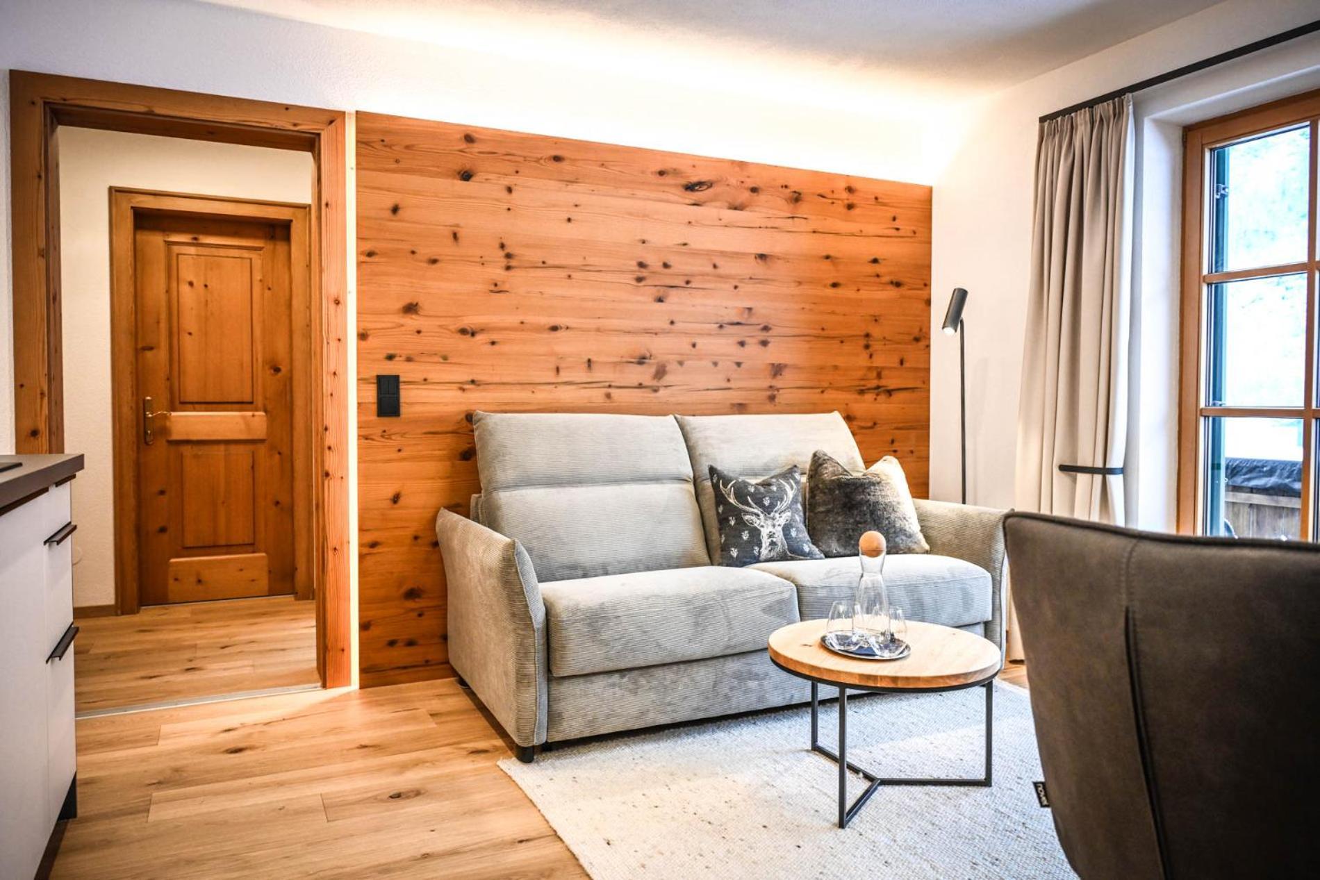 Bernhard Apartment Holzgau